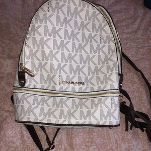 WHITE MK BACK PACK